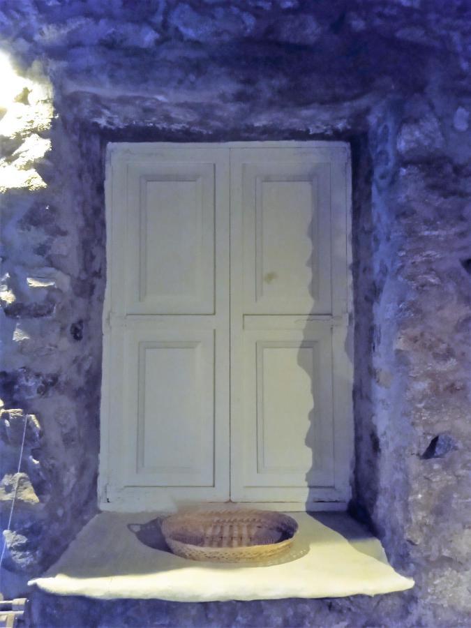 Pyrgi Artemis Place Mykonos Town Exterior photo